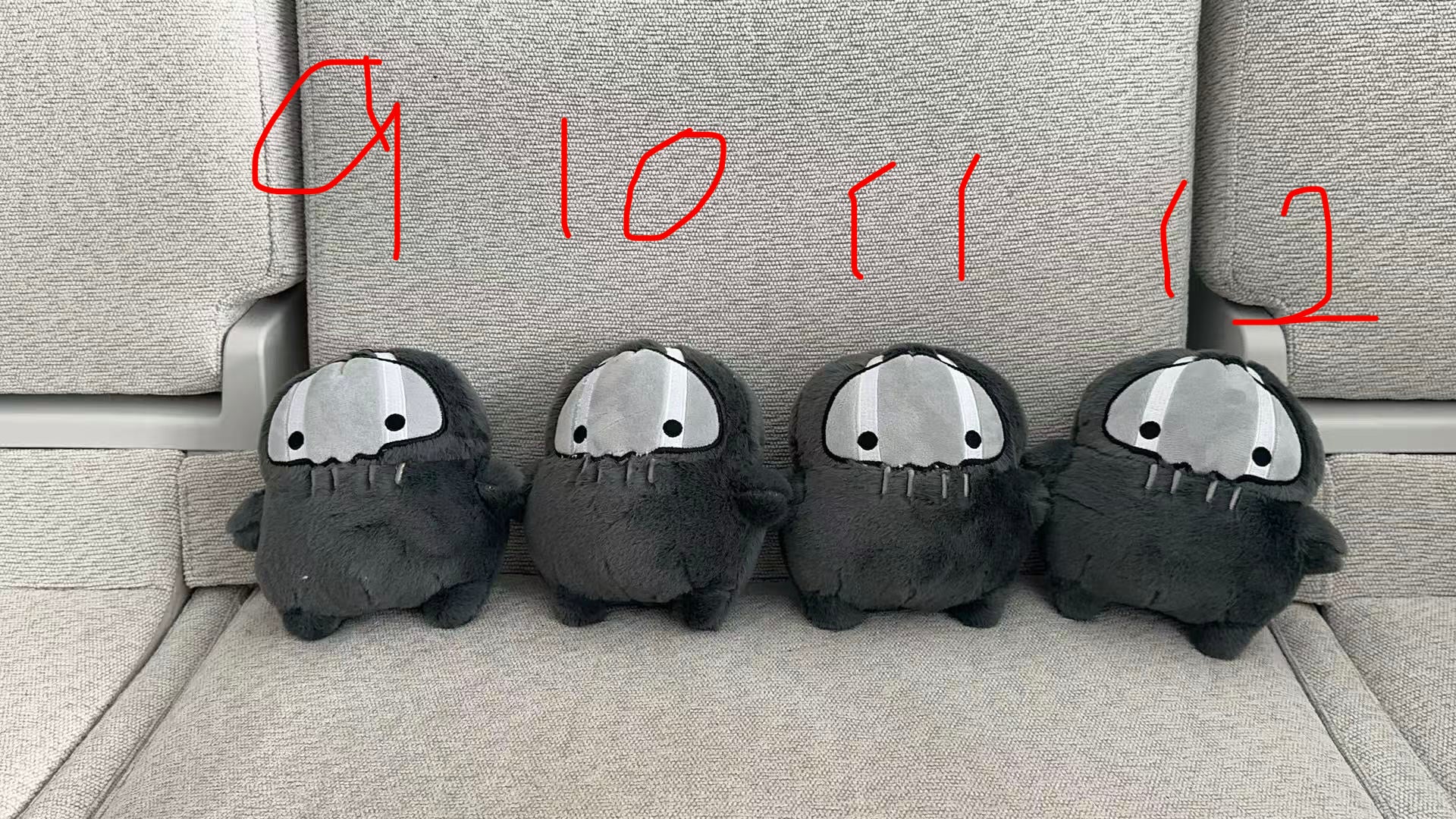 {DEFECTIVE} Ghost Plushie
