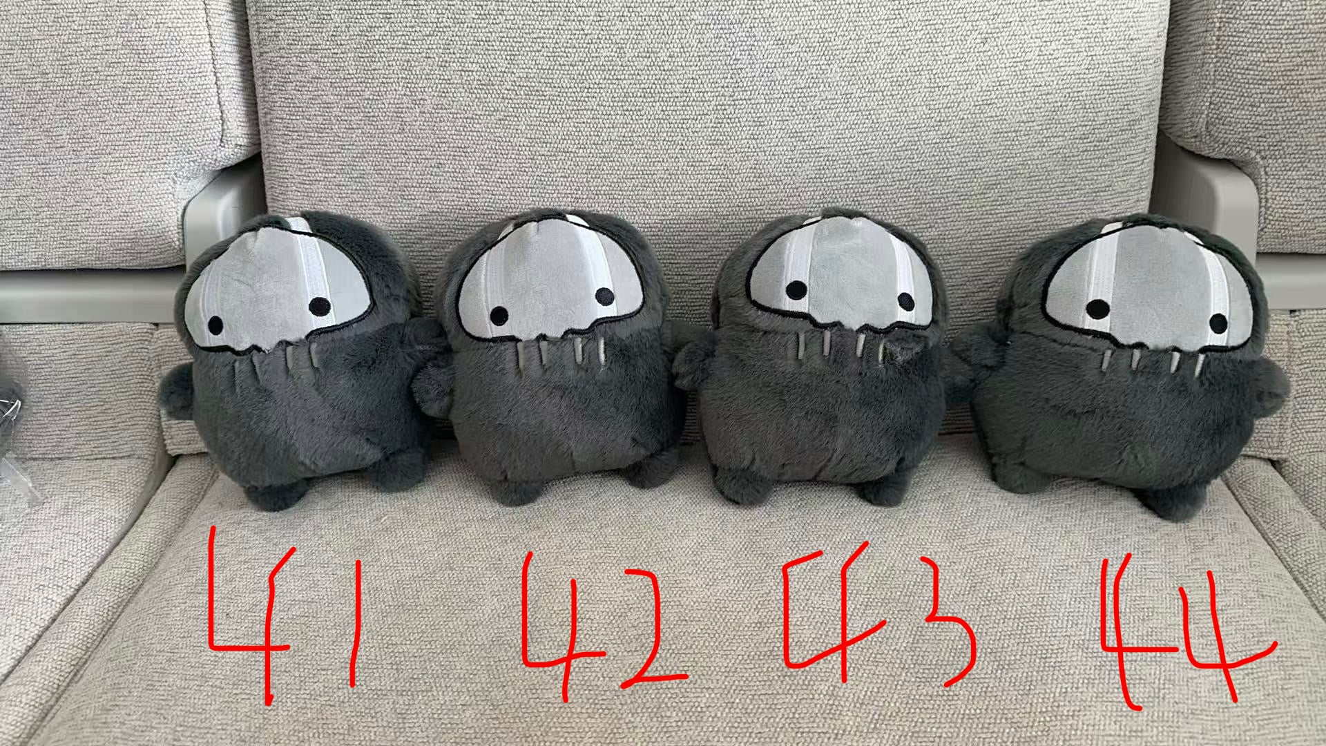 {DEFECTIVE} Ghost Plushie